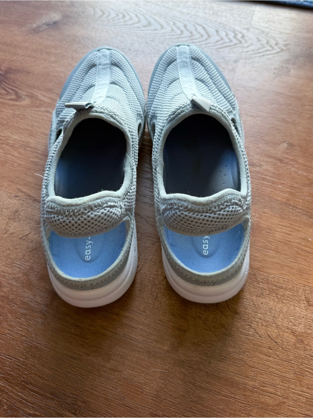 Easy Spirit Trina Slip-ons - Picture 3 of 5